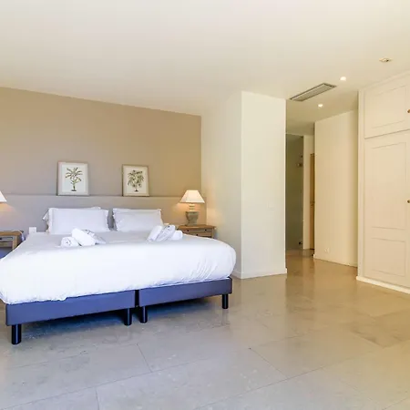 Villa Select'sohome - Pour 8 Personnes Avec Jacuzzi, Vue Et Parking Au Coeur Du Lavandou ! - Moun Pantai *